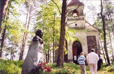 На магіле Беларускага Дудура